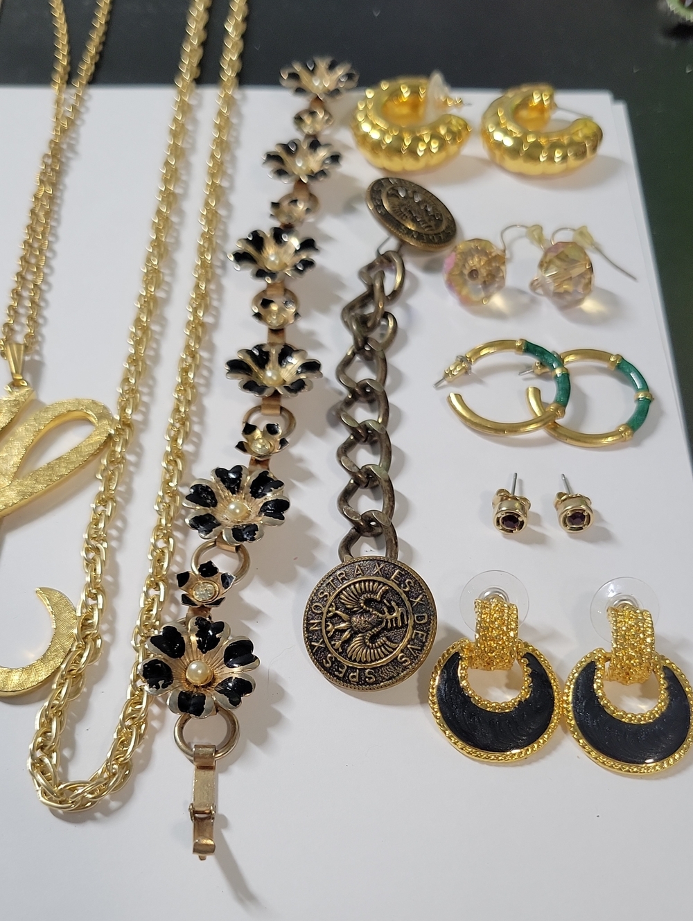Gold Tone and Black Flower Bracelet - Women Jewelry Lot